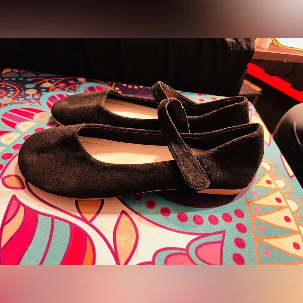 Black Faux Suede Ballet Flats Size 10 - Picture 2 of 4